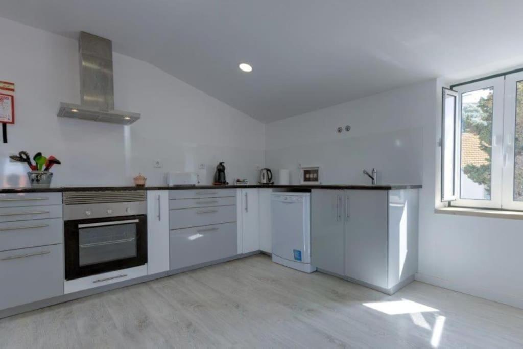 Sesimbra Loft Apartment Bagian luar foto